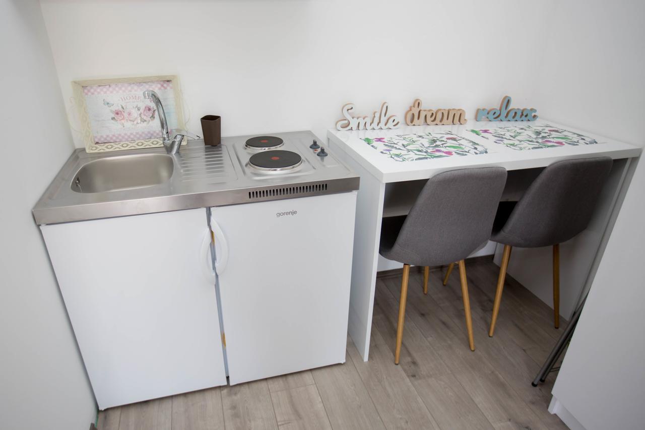 Apartman Ana 2 트레빈예 외부 사진