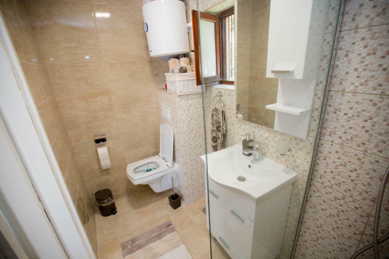 Apartman Ana 2 트레빈예 외부 사진